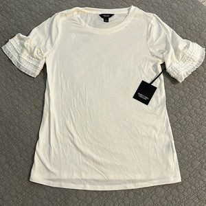 New Simply Vera white ruffle sleeve shirt small